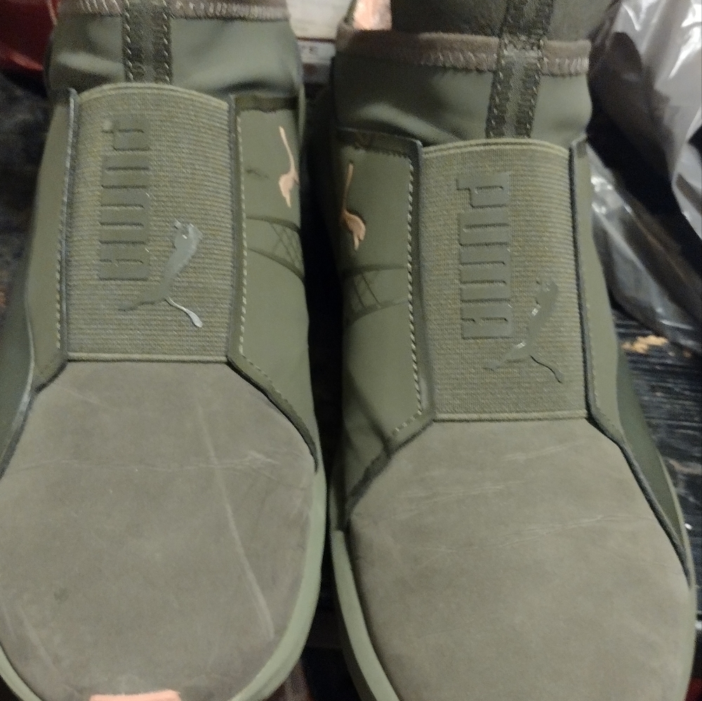 Puma - Picture 2 of 4